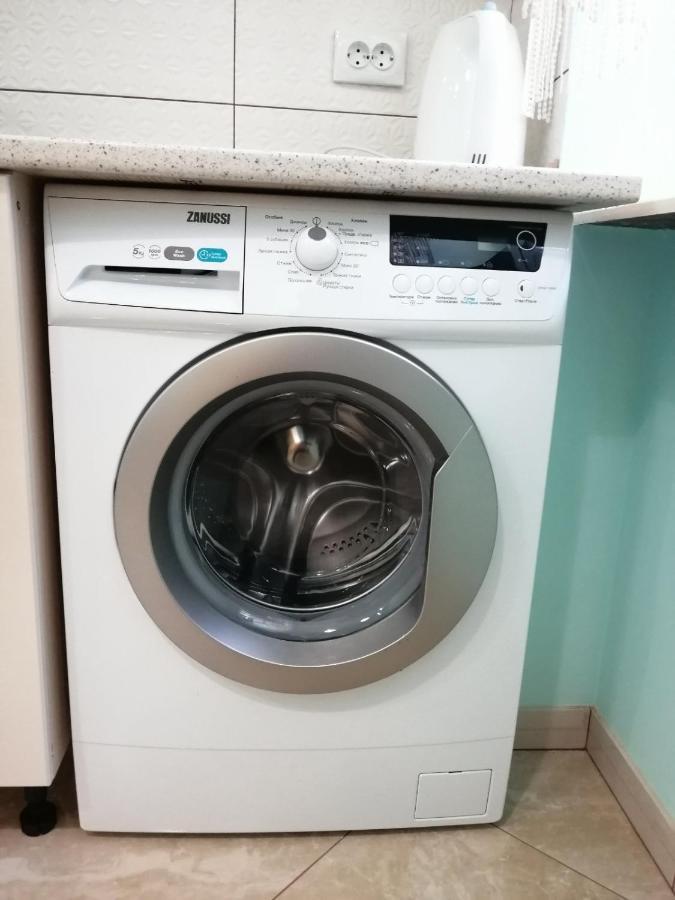 Apartment Ak. Kuchera Street Lviv Eksteriør bilde